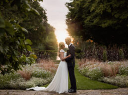 Bröllopsfotograf i Båstad – Norrvikens Trädgårdar